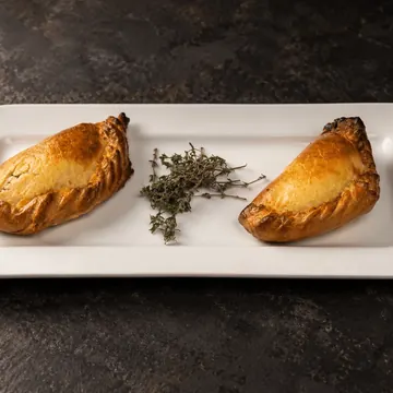 Empanadillas argentinas rellenas de carne